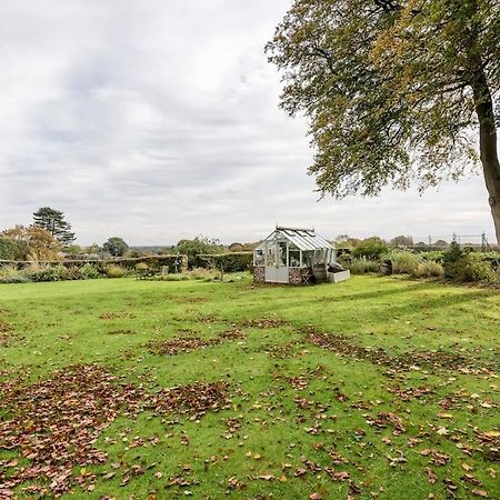Highfield Lodge Трінґ Екстер'єр фото
