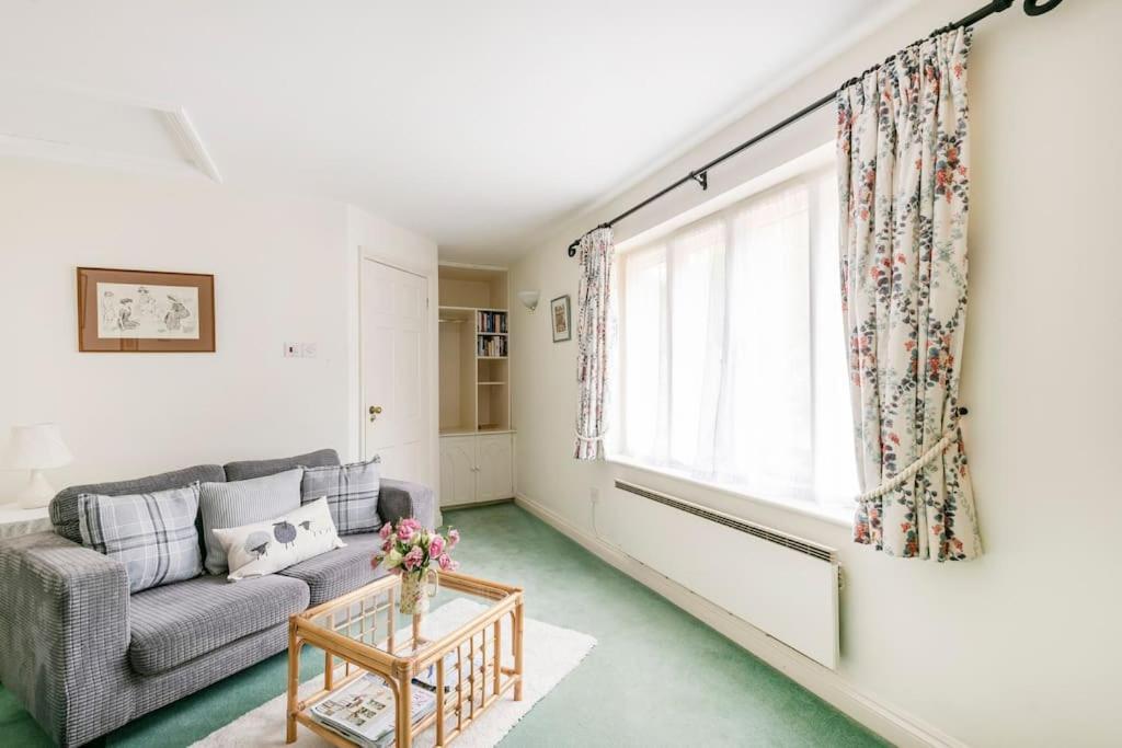 Highfield Lodge Трінґ Екстер'єр фото