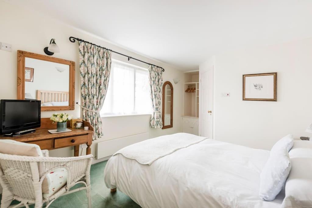 Highfield Lodge Трінґ Екстер'єр фото