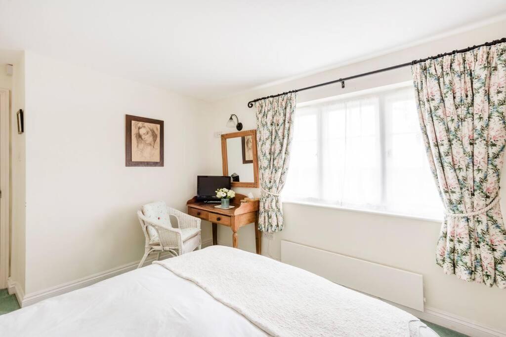 Highfield Lodge Трінґ Екстер'єр фото