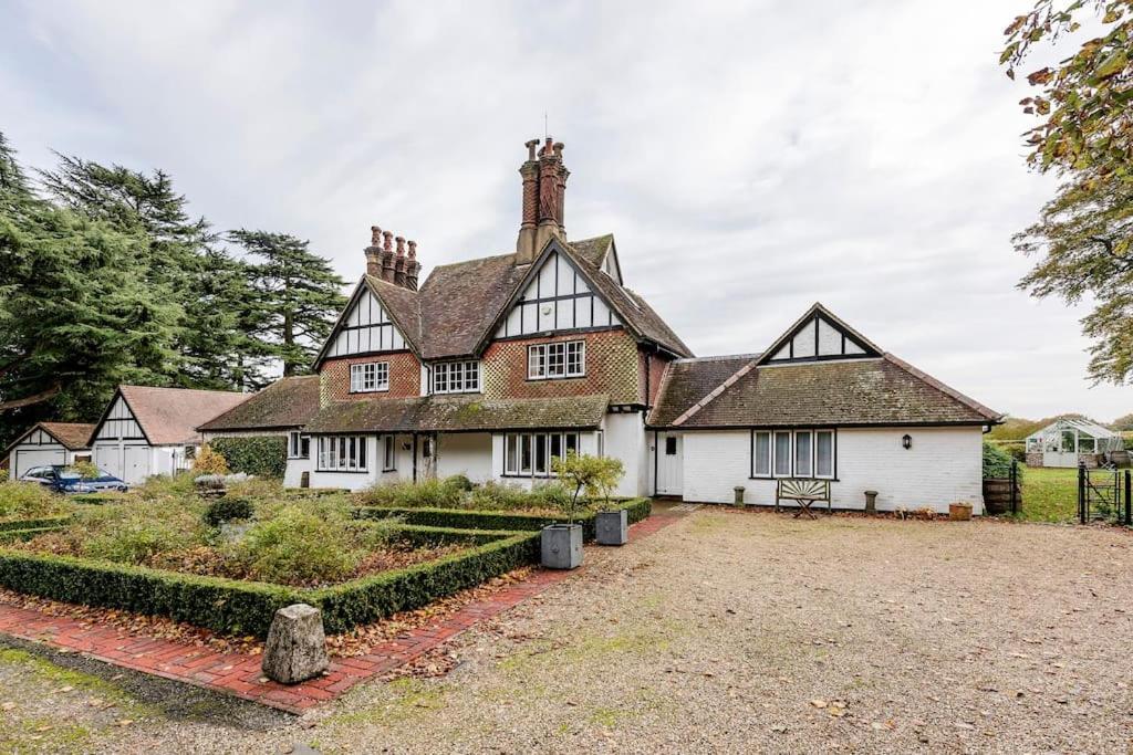 Highfield Lodge Трінґ Екстер'єр фото
